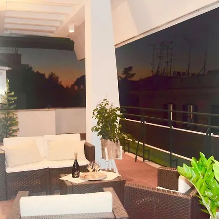 Terrazza San Giovanni Apartment *